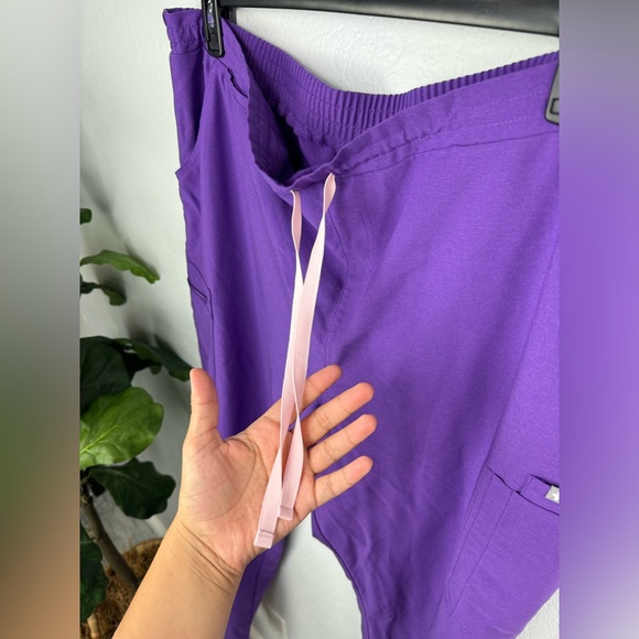 Figs Yola Skinny Scrub Pants Ultra Violet XXL TALL - Picture 7 of 7